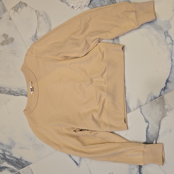 Uniqlo U Sweater, Neutral, Medium, VGUC - Picture 8 of 8